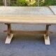 Grande table de monastère étroite décapée en chêne massif brut 200cm