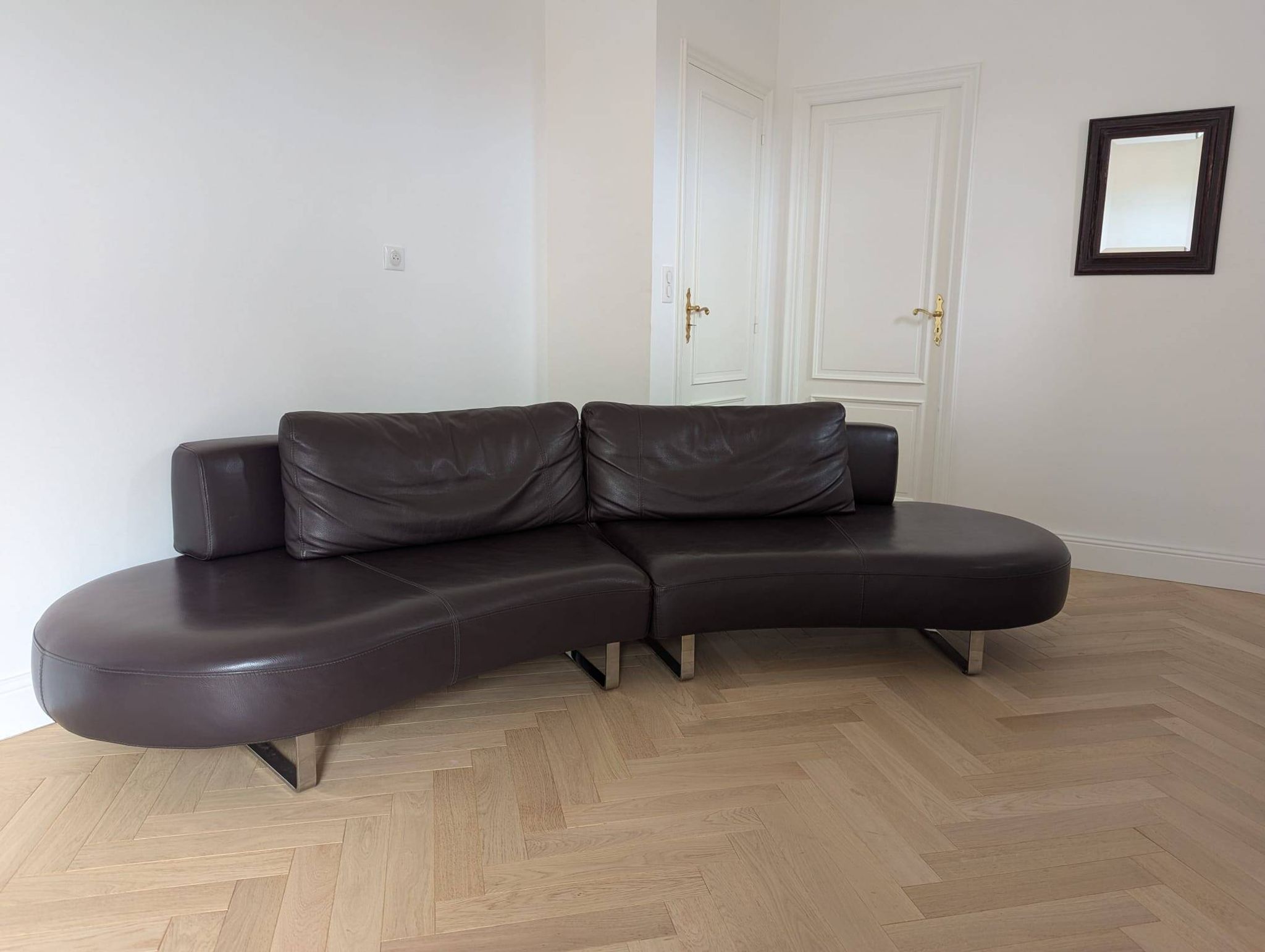 Steiner Mandala Sofa – 2016 Edition – Louisiana Leather (brown) – Like new condition