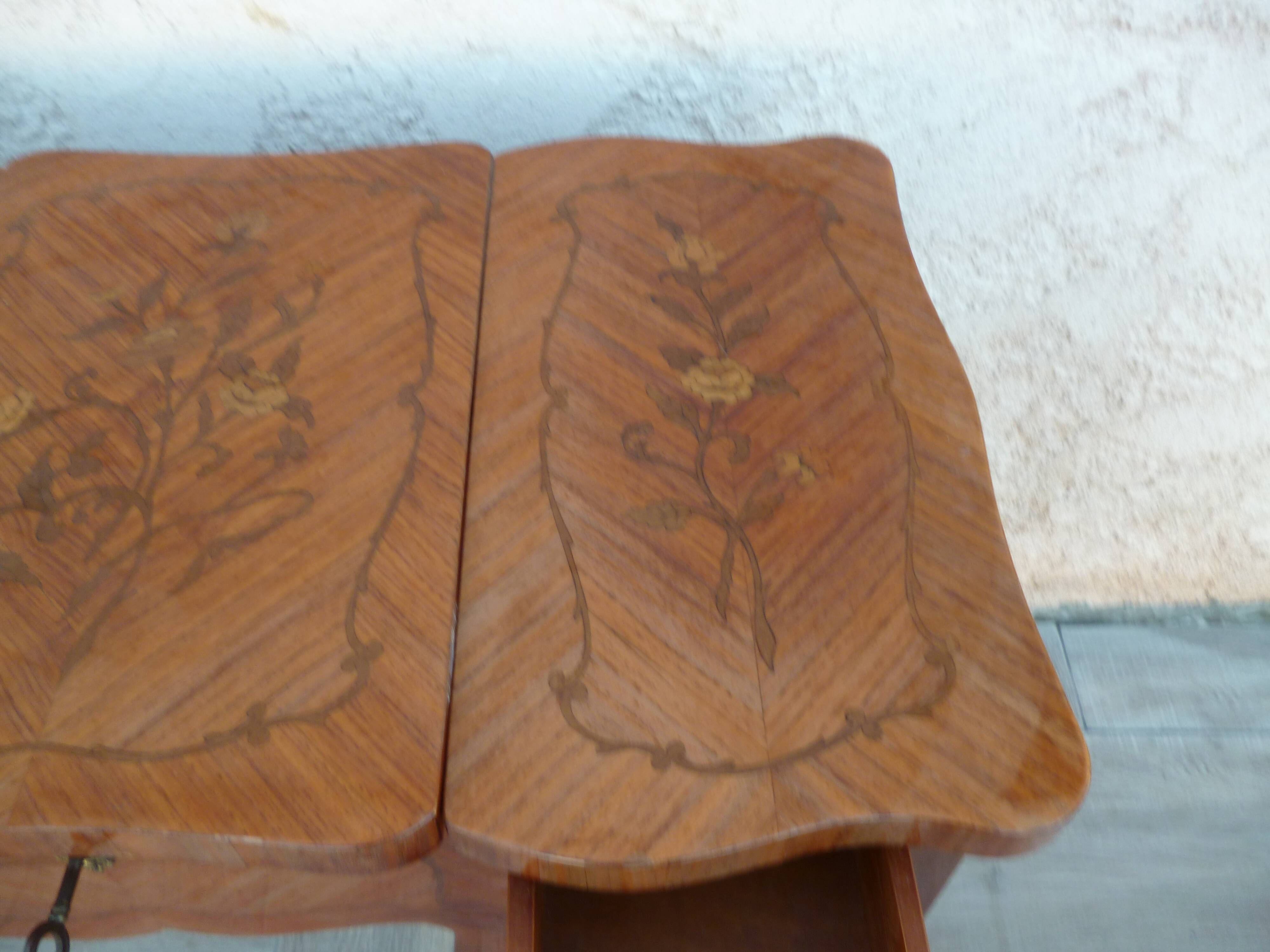 Louis XV style dressing table