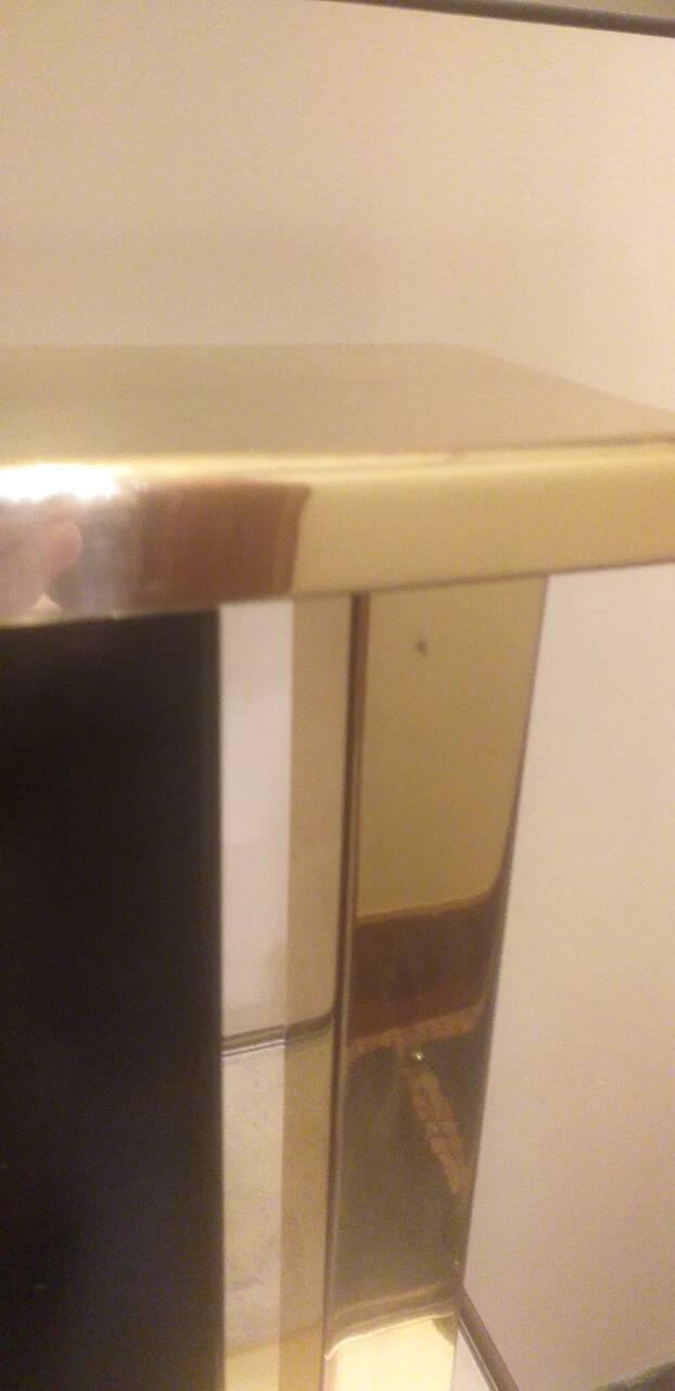Lampe de table moderniste années 70 laiton  décor jonc