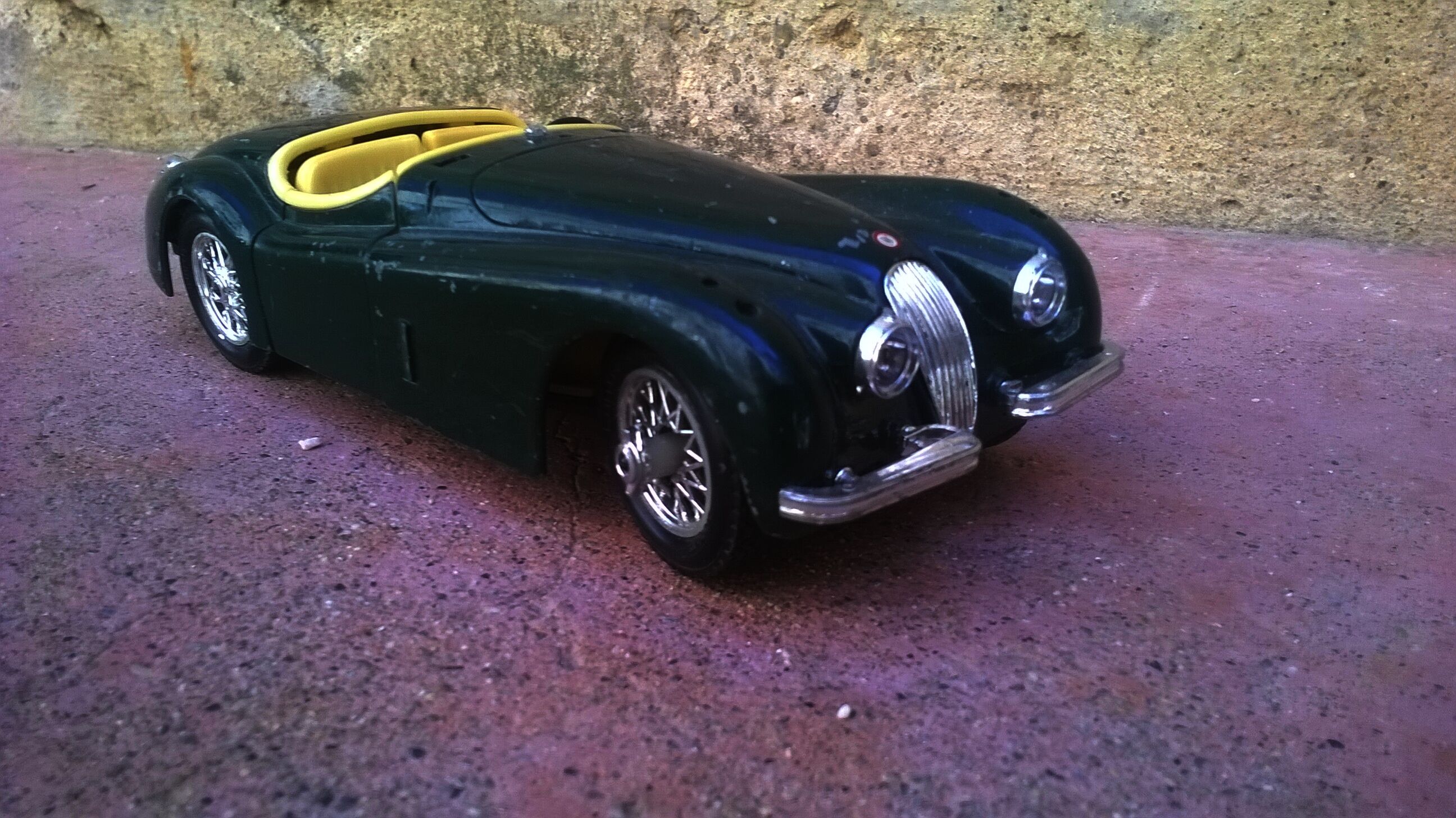 1/24 Jaguar Burago