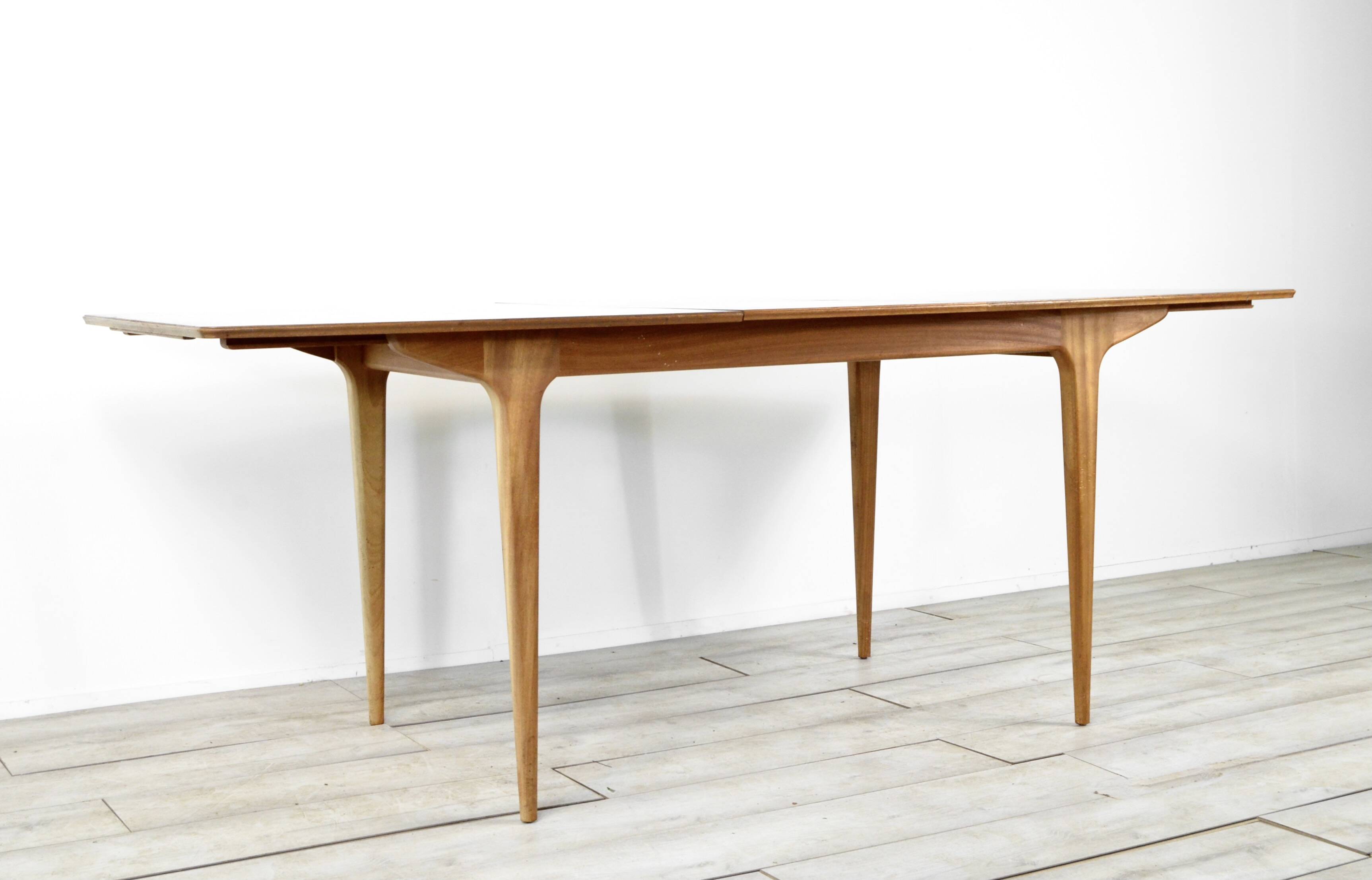 Mid-century McIntosh extending table in stunning teak. Modern / retro / Danish style