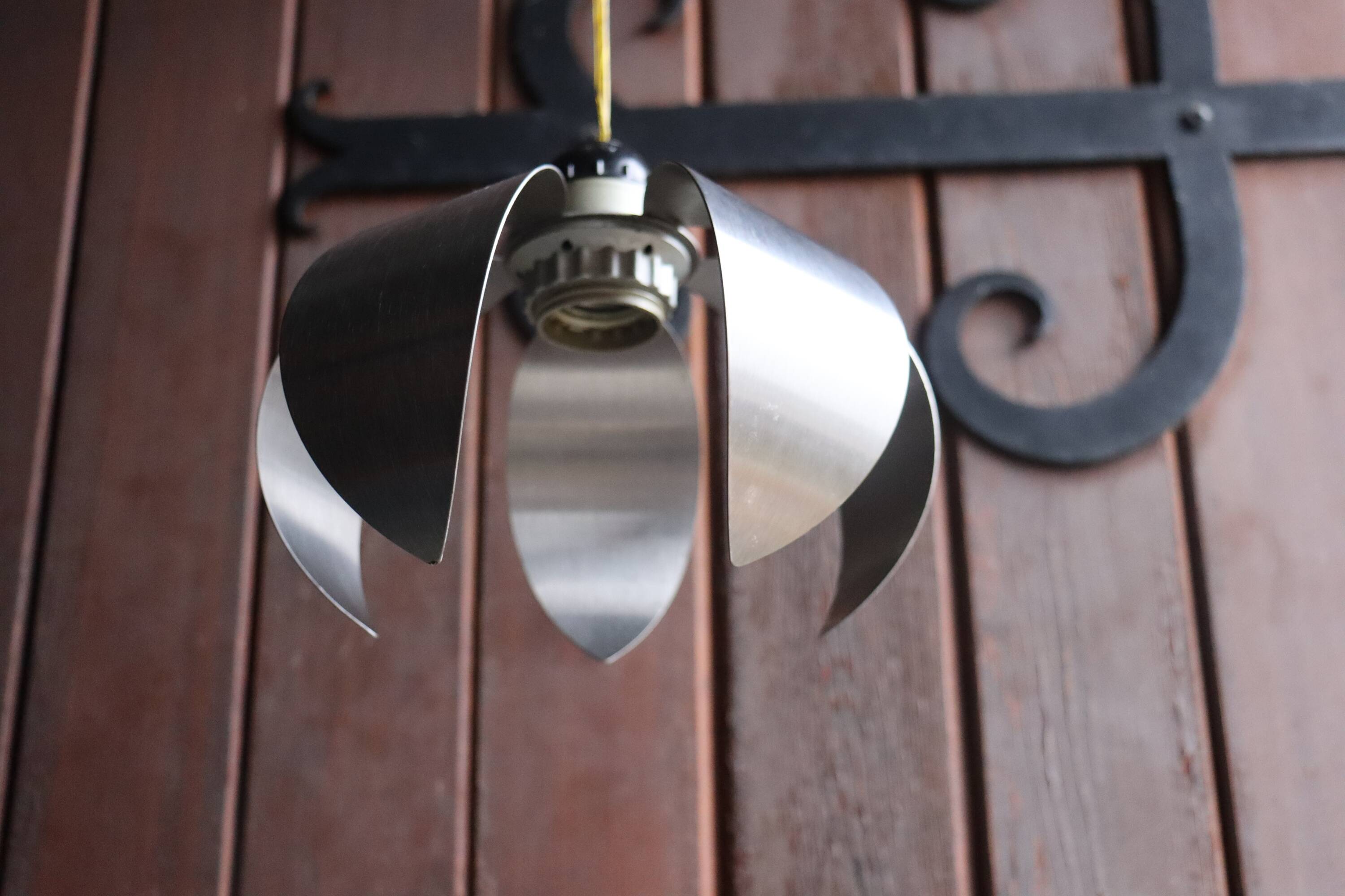 Vintage brushed metal flower-shaped pendant light