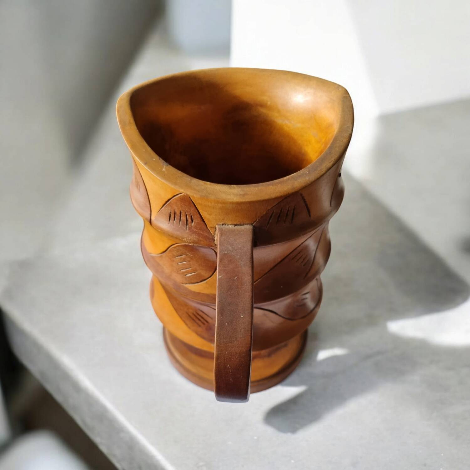 Solid wood vase pot