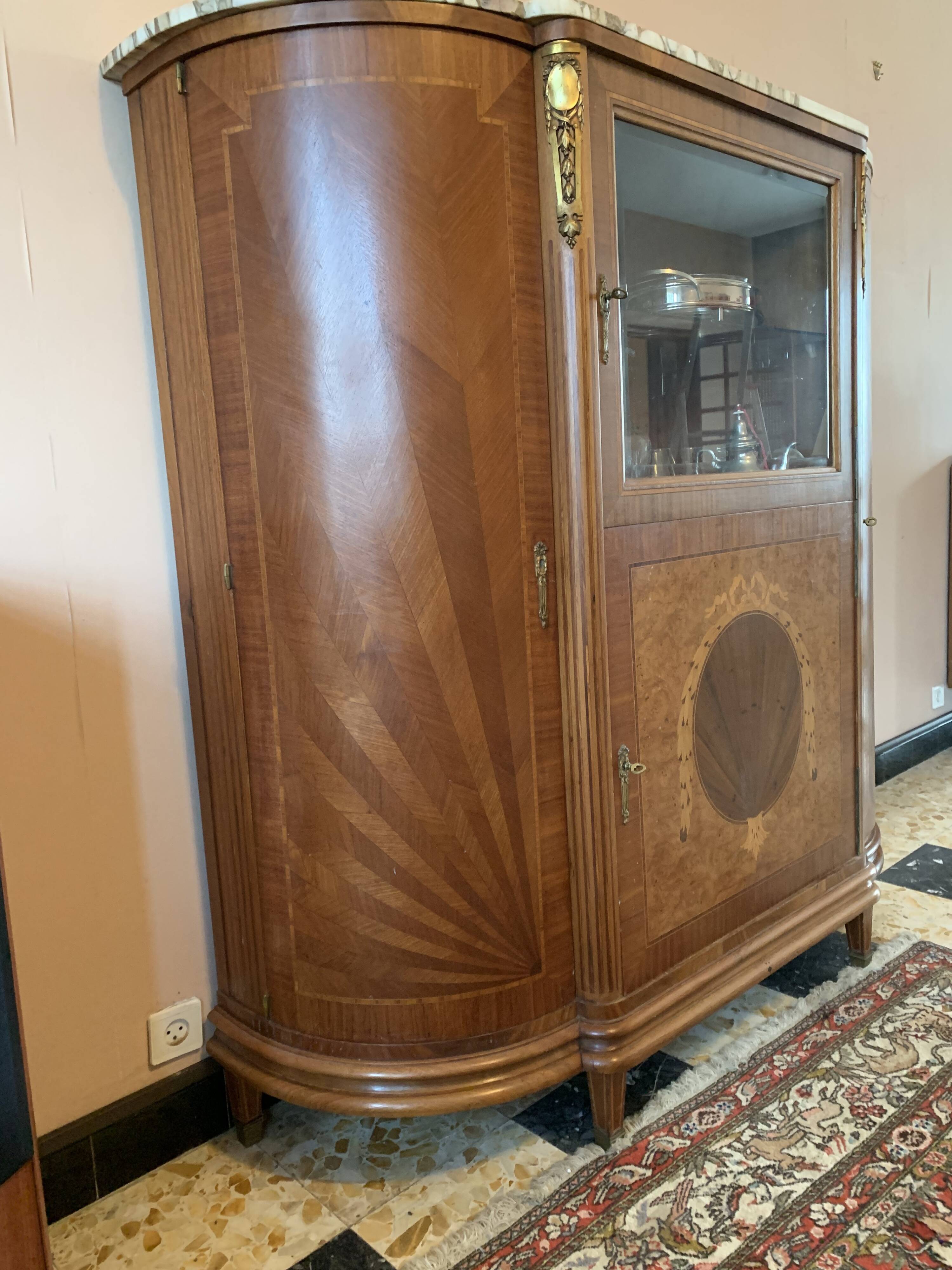 Half-moon buffet with display cabinet in Louis XVI style, marquetry with marble top.