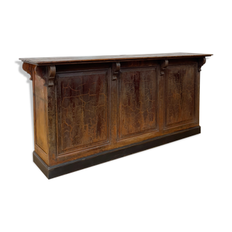Former apothecary counter 1900