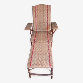 Rattan lounge chair