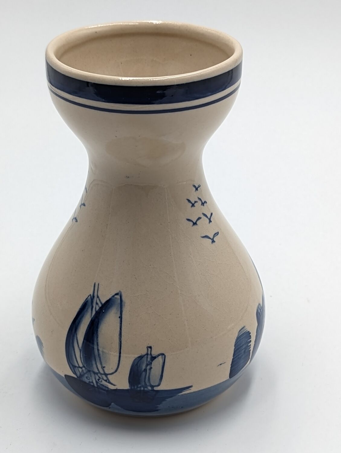 Vase en céramique bleue