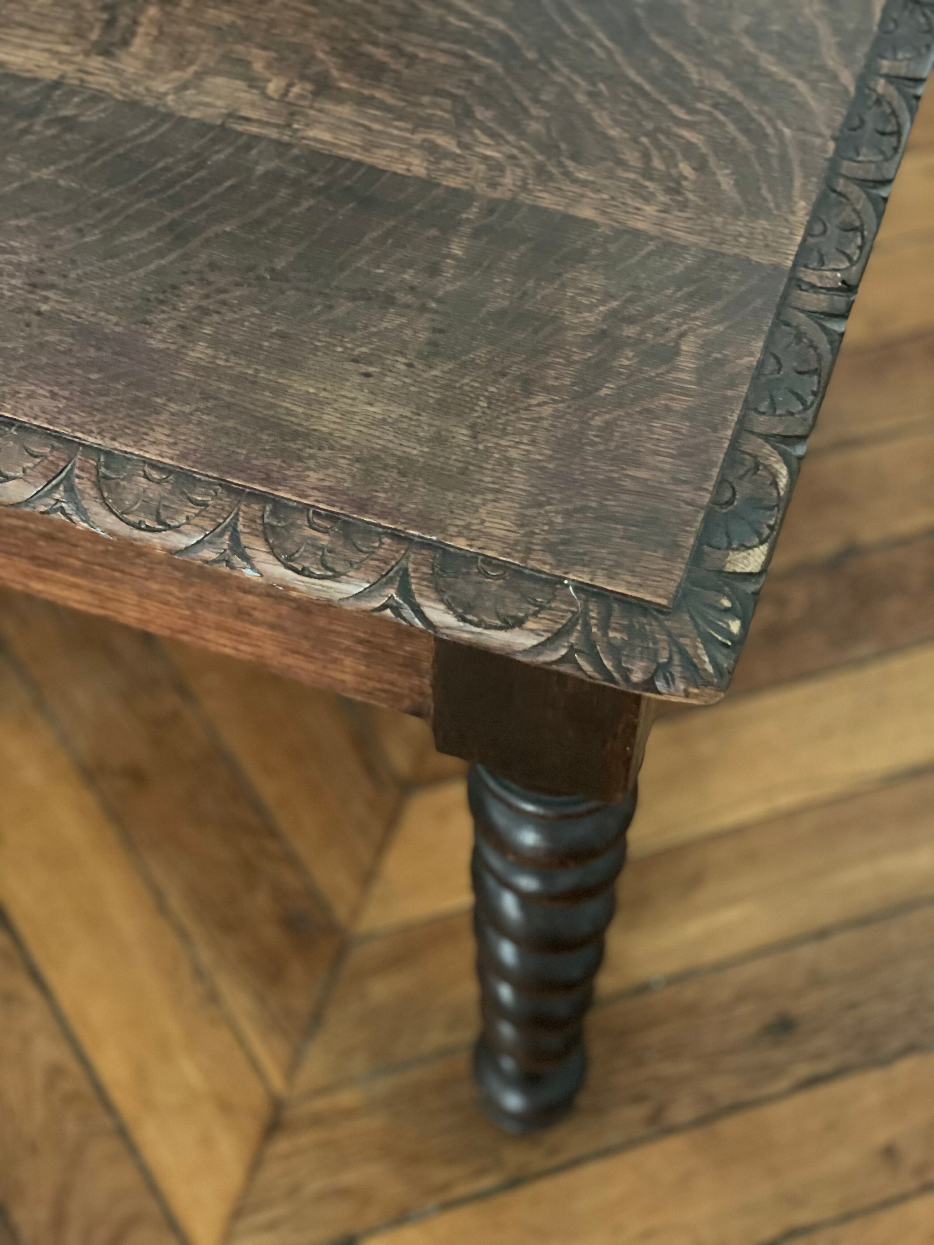 Old farm dining table Louis XIII turned wood
