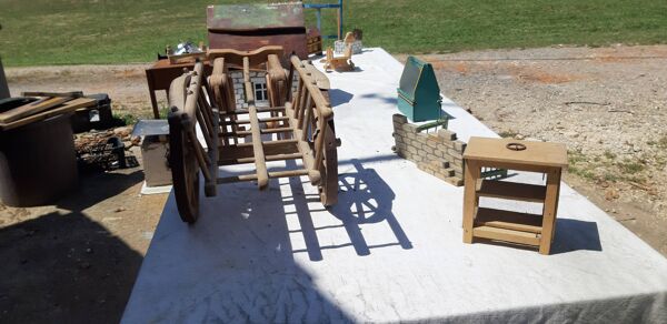 Lot de jouets anciens en bois de la ferme