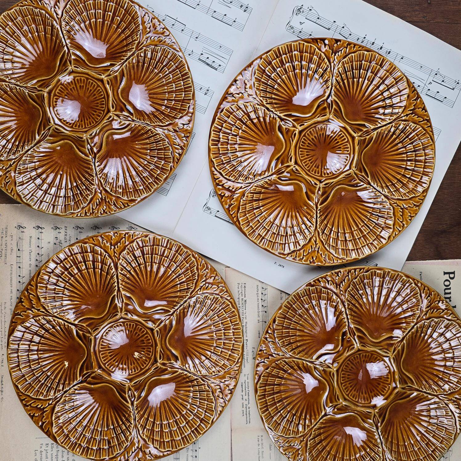 Set of 4 vintage Sicla Portugal oyster plates in earthenware