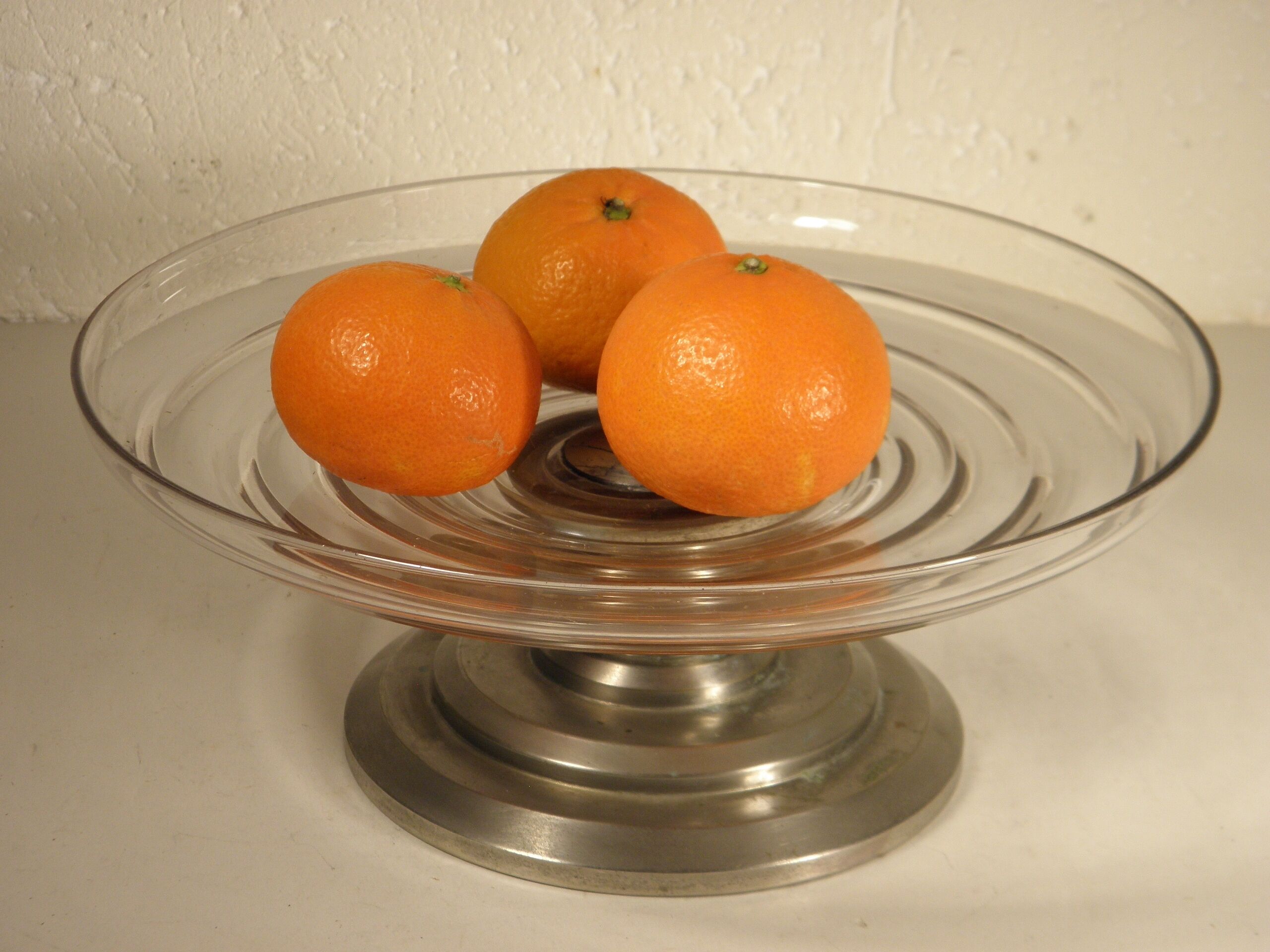 Art deco cup in glass and metal