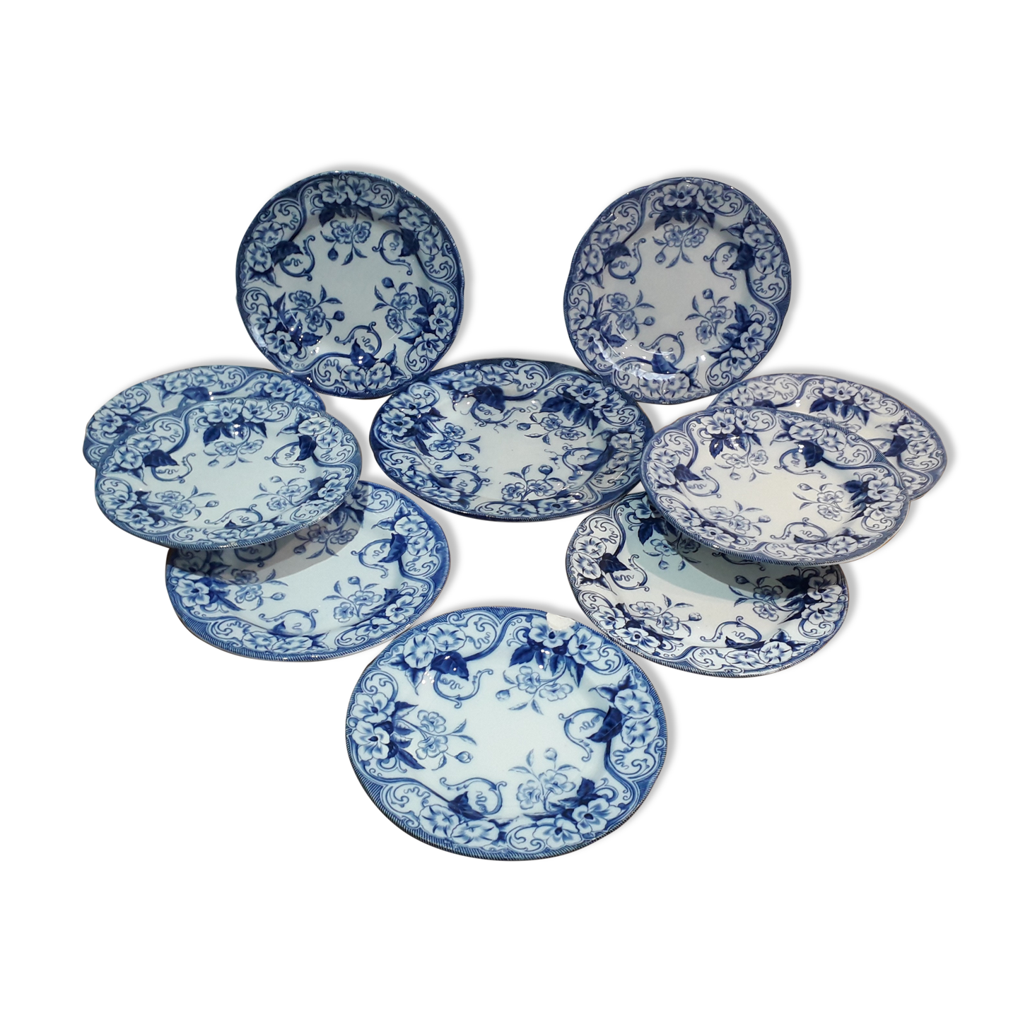 Flat plates and flat in CREIL Faïence and MONTEREAU model FLORA