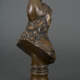 Bronze bust on shower stand XIXth representing Marianne Brown patina