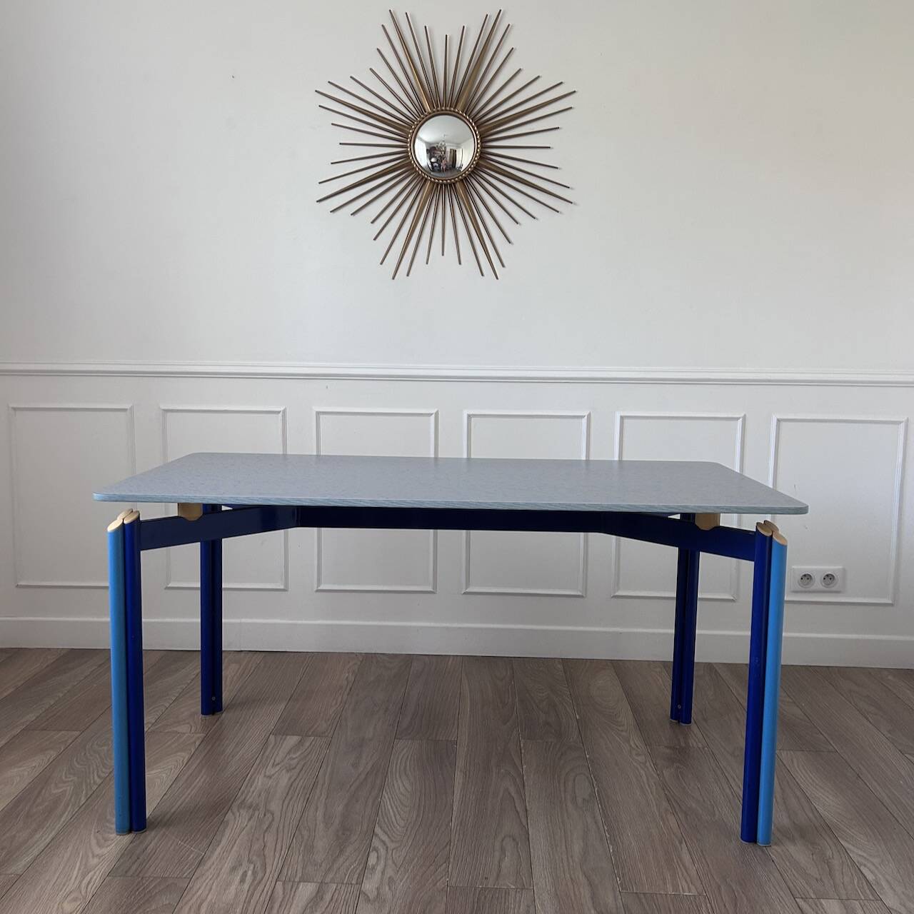 Table or desk from the 80s