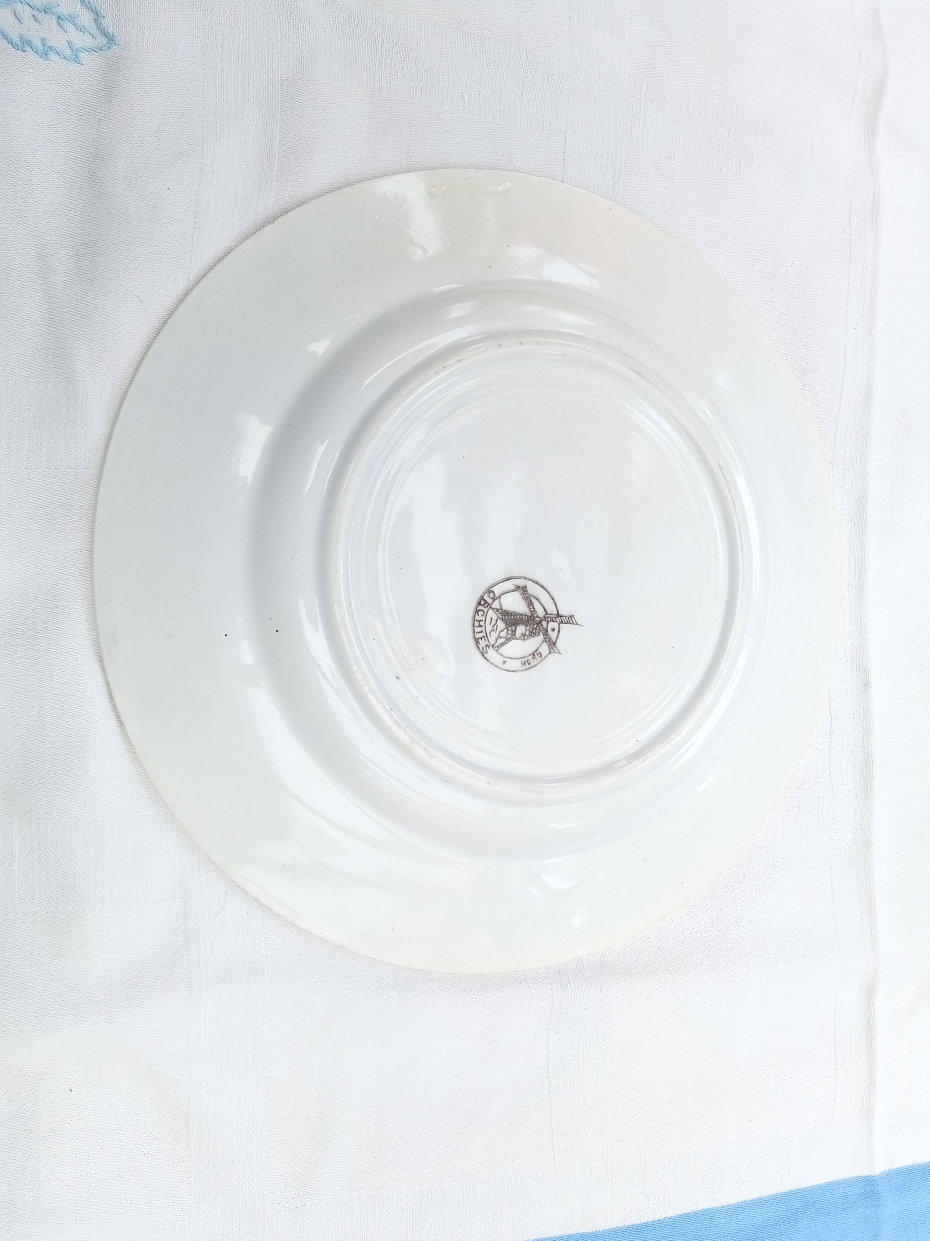 6 old Moulin des loups flat plates