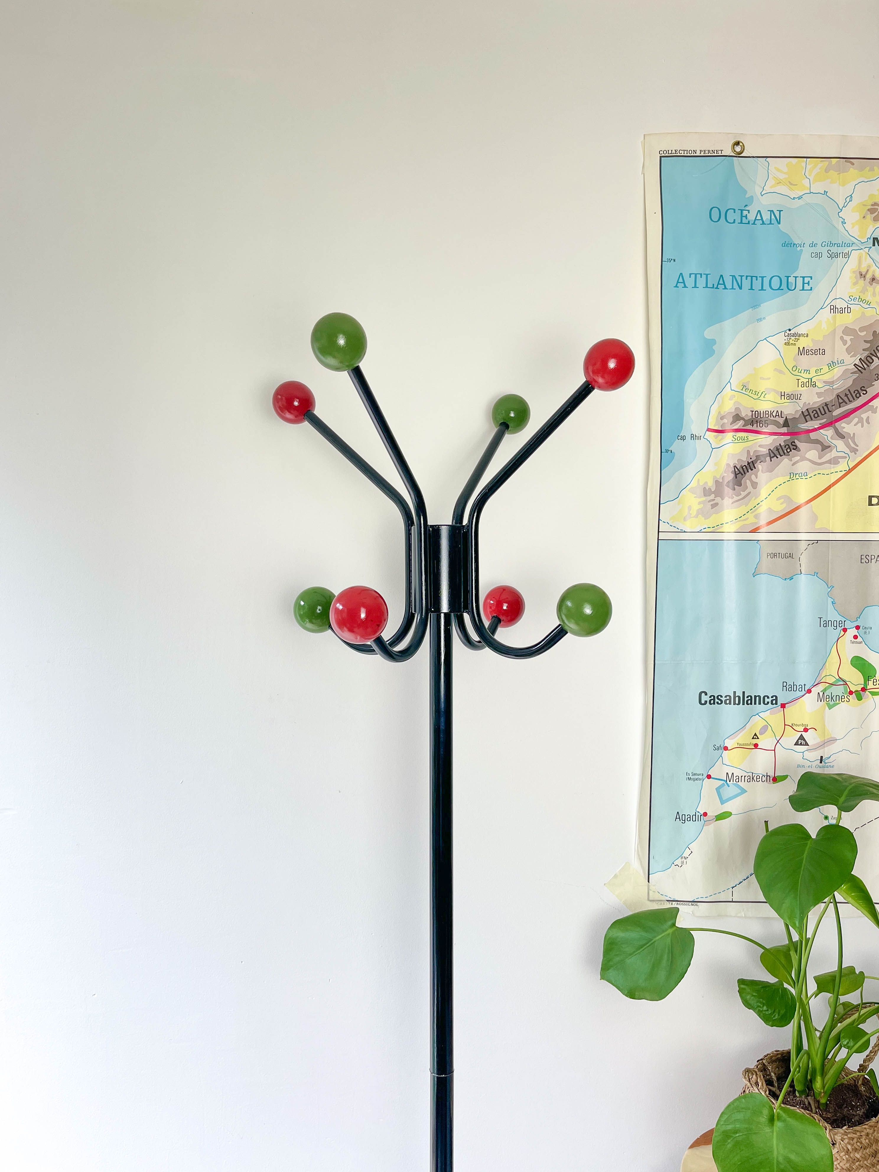 Coat holder ball colors Vintage year 50/70