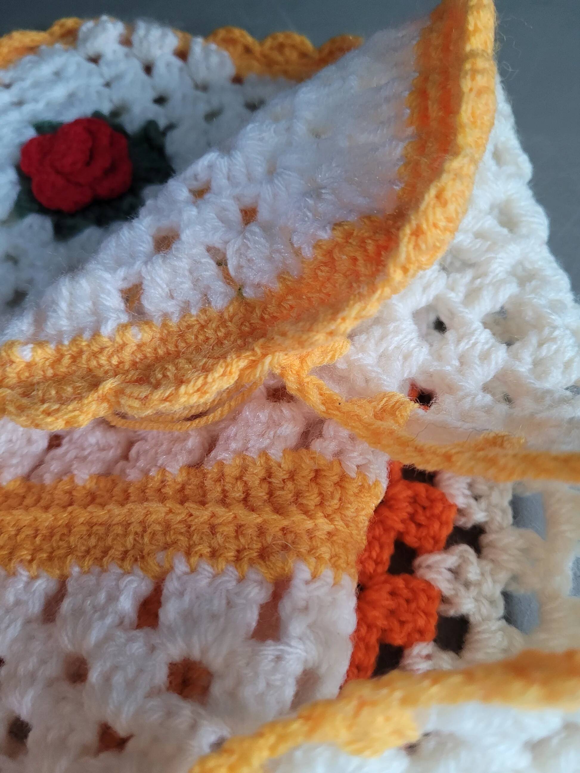 Crochet cushion cover 35x35