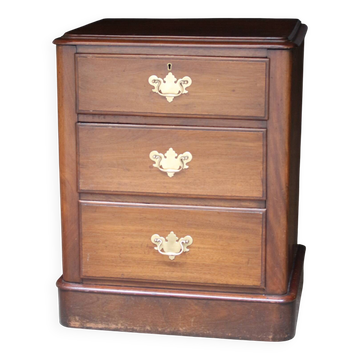 Adorable Edwardian commode in solid mahogany! Around 1900.