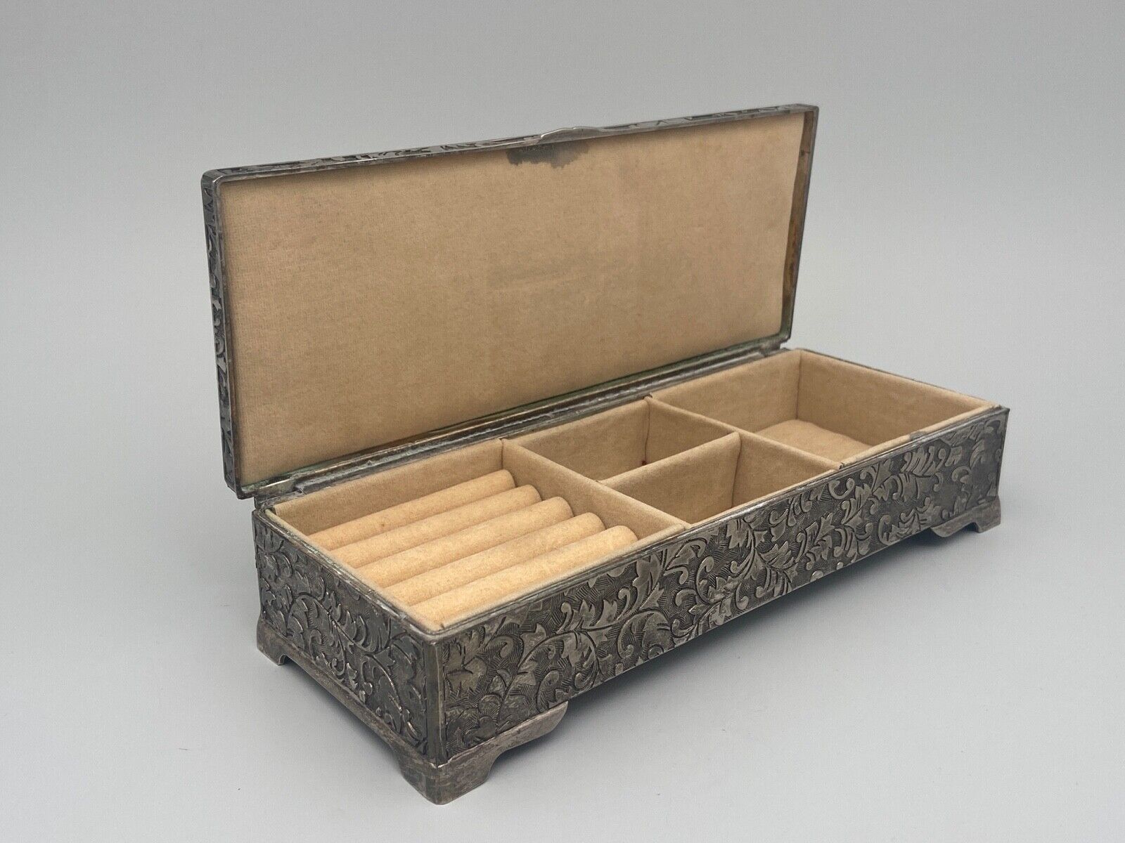 Silver metal jewelry box nineteenth compartmentalized work rich decor