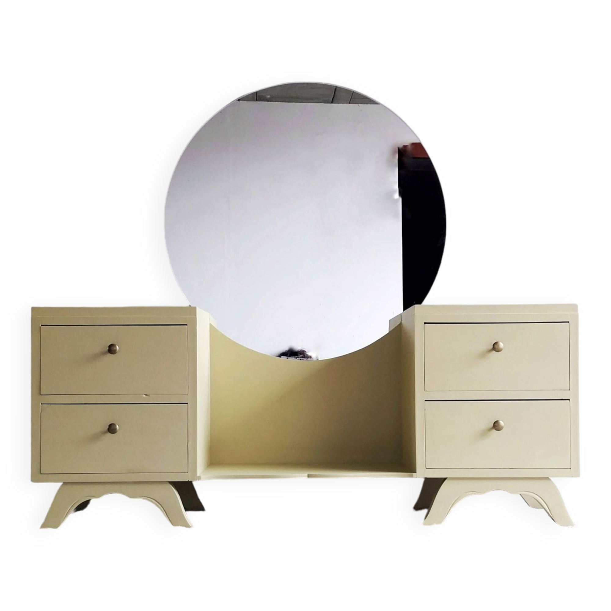 Dressing table