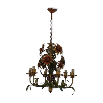 Polychrome metal chandelier with floral decoration