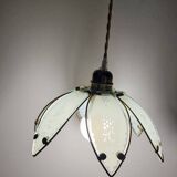 Fleur en verre cerclée de laiton