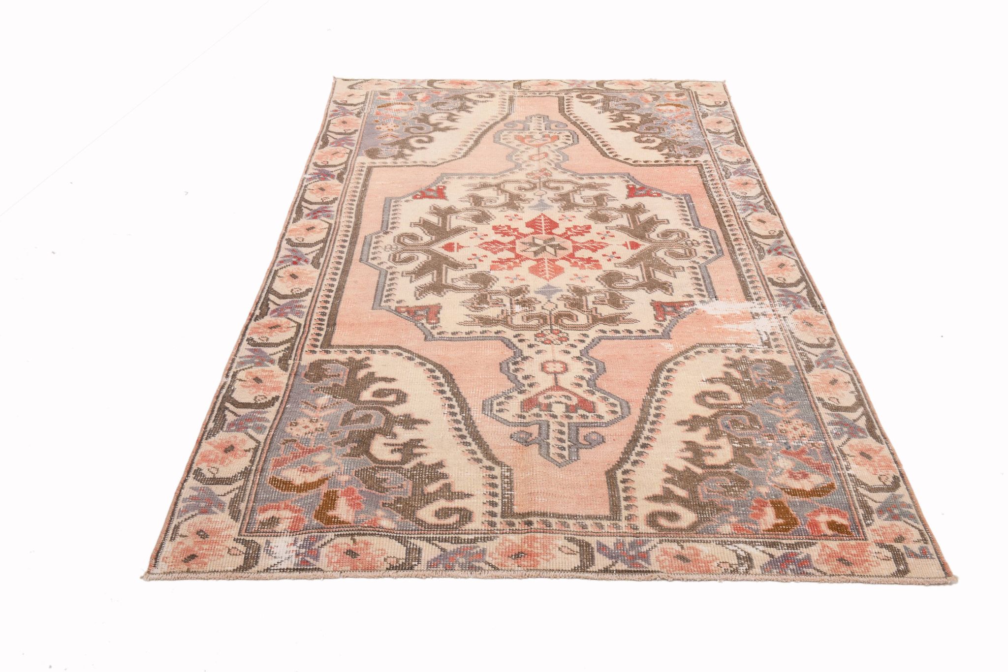 4x7 Salmon & Brown Classic Vintage Rug, 139x227Cm
