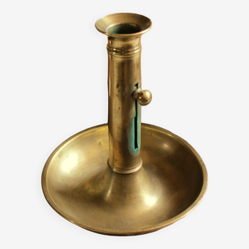 Brass pusher round cut candle holder