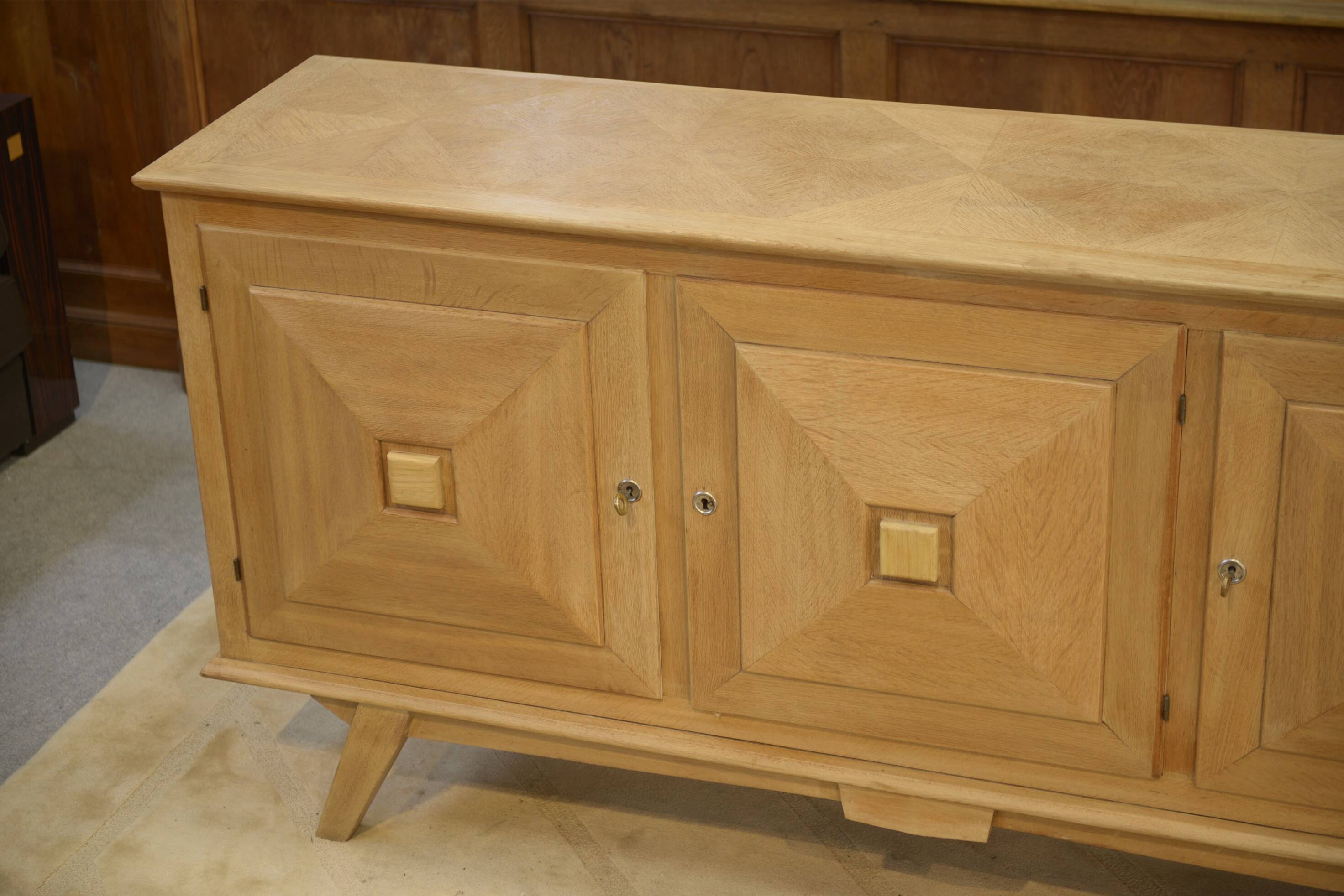 Buffet 3 portes en chêne 1950’s