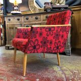 Pair of vintage armchairs dynamic design 60s/70s