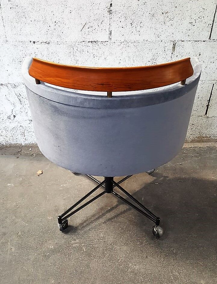 Restored office chair - Italia 1950