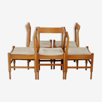 5 wooden chairs tapered base, circa 1975.