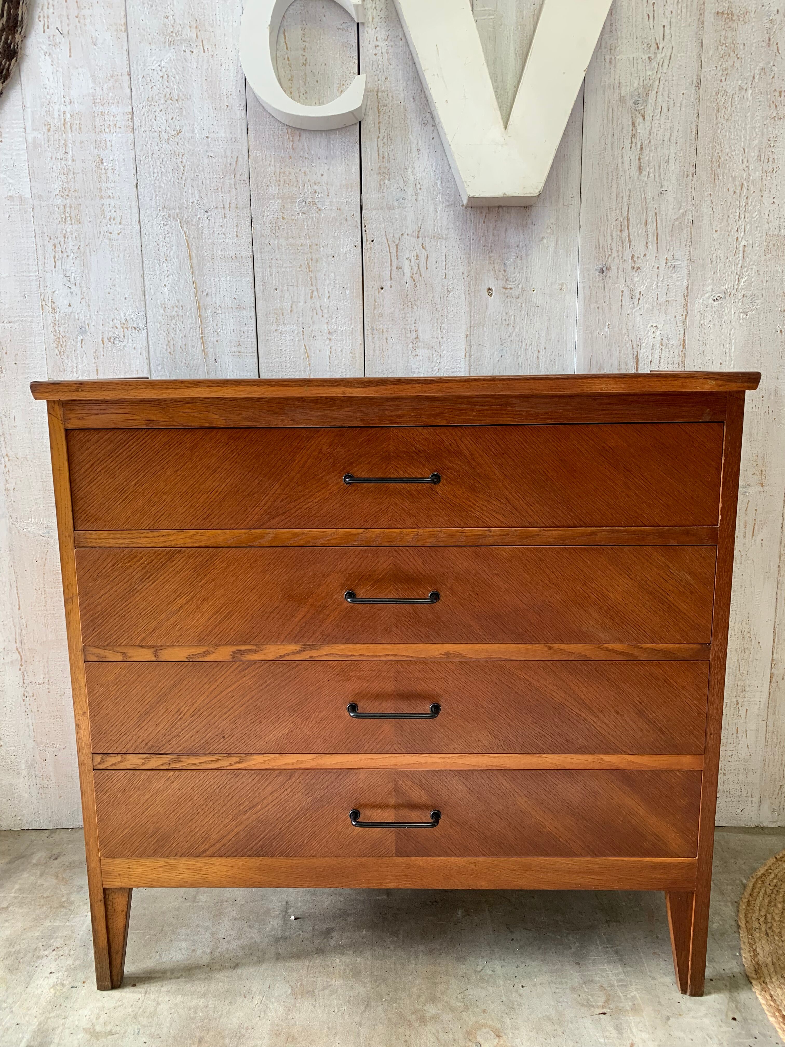 Vintage chest of drawers