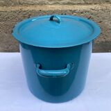 Old Blue Enamelled Pot