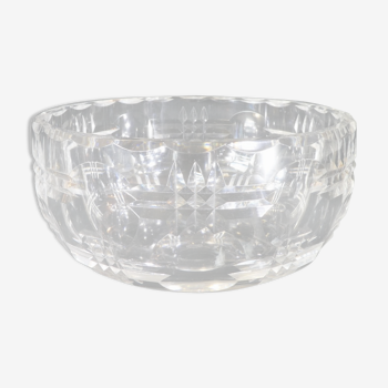 St. Louis saladier cup in cut crystal