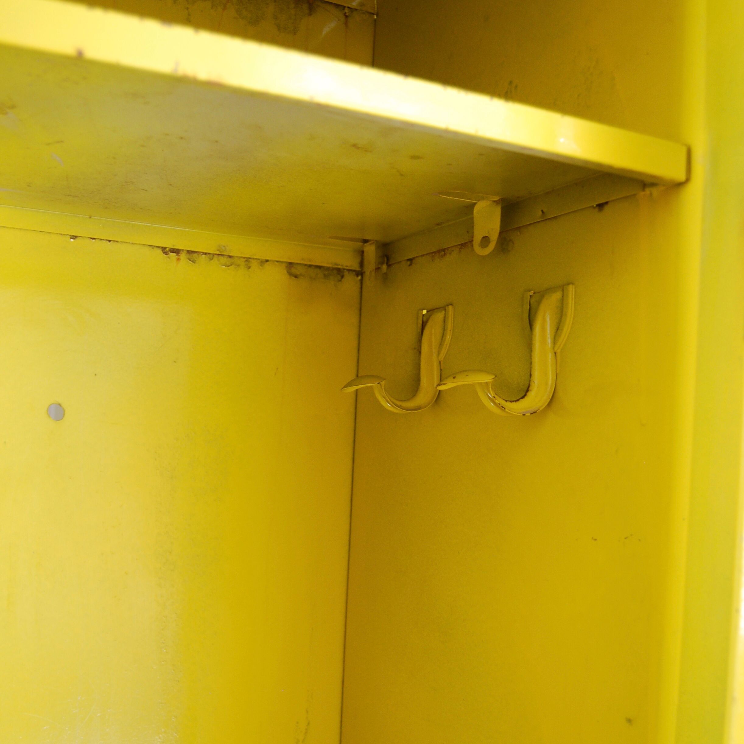 Industrial wardrobe 3 metal doors