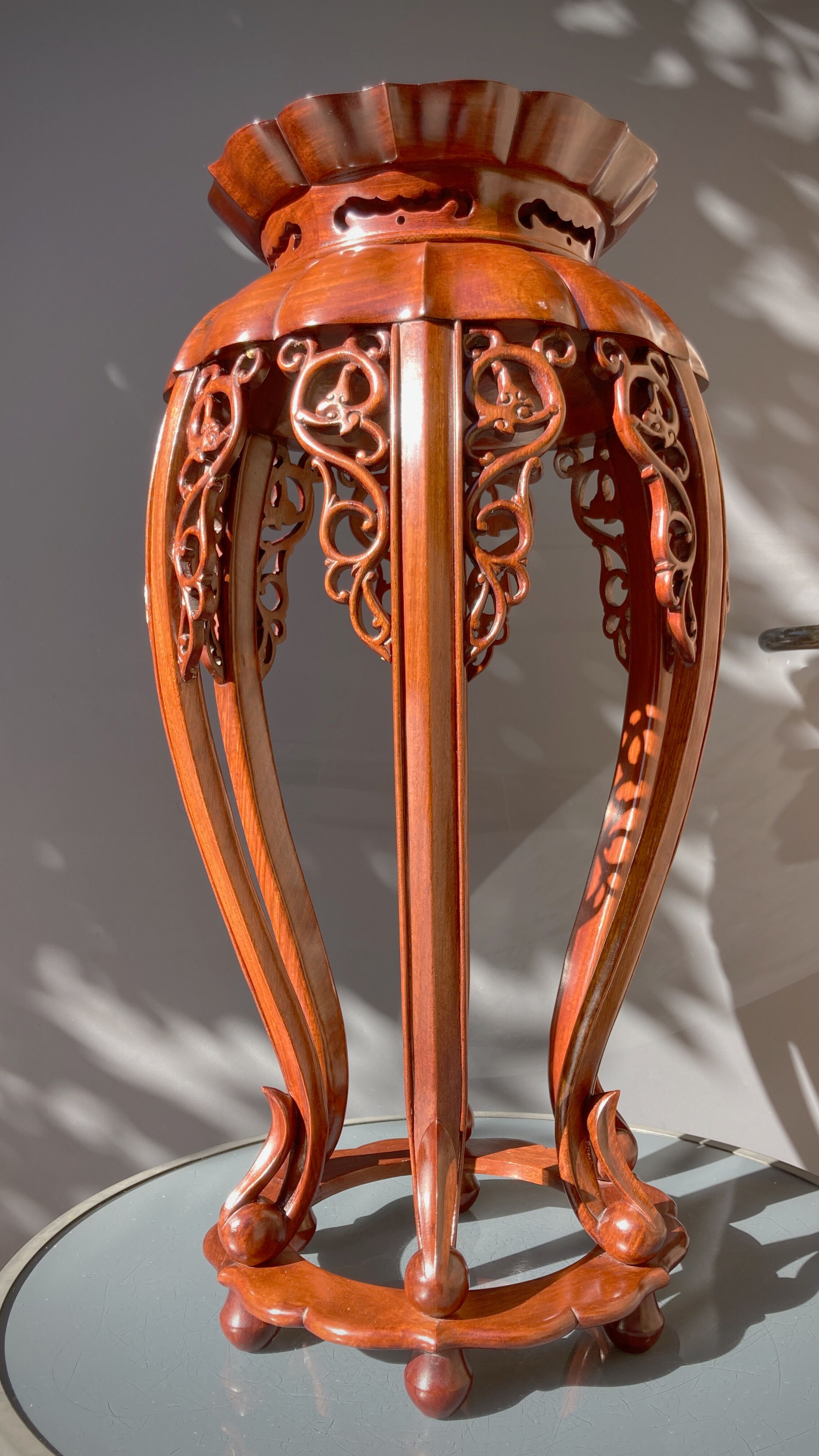 Openwork rosewood gueridon