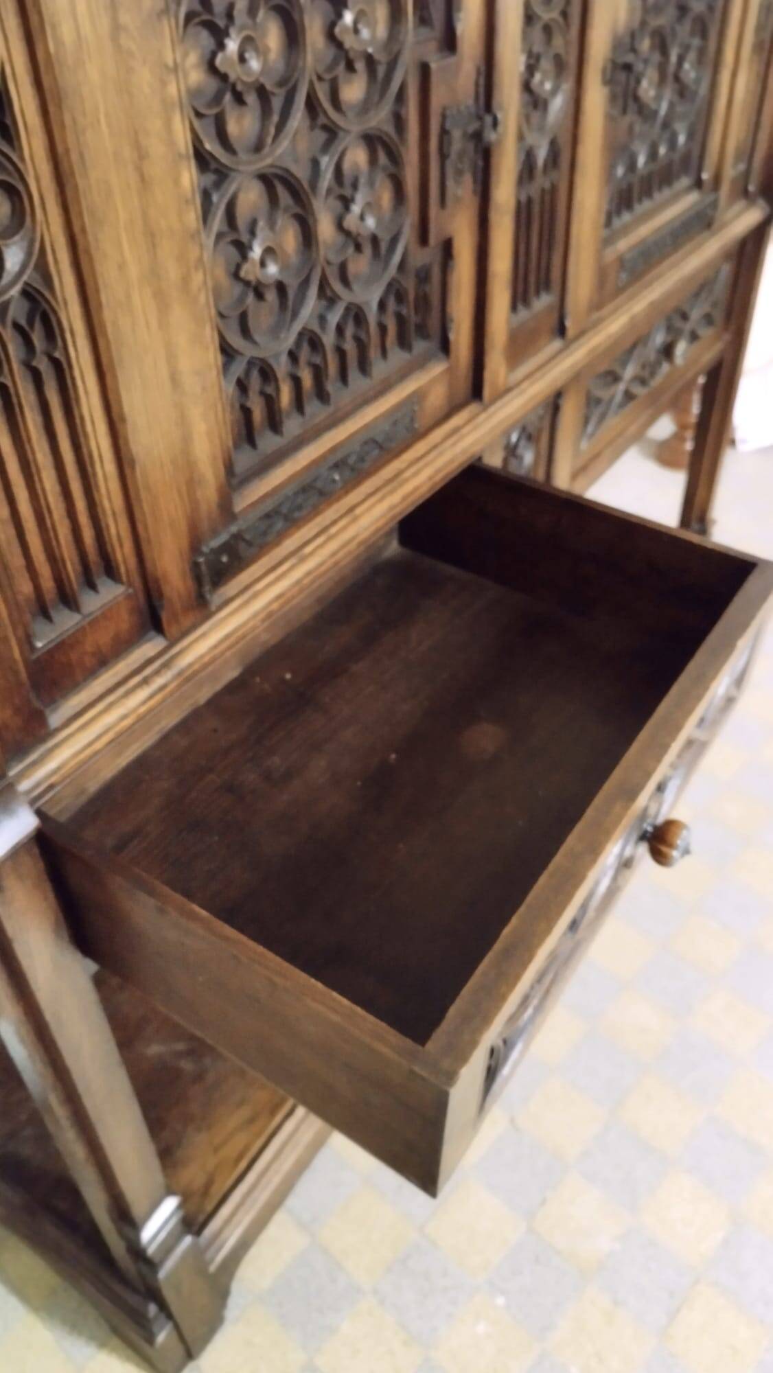 Gothic sideboard in oak and walnut – French school, 19th century