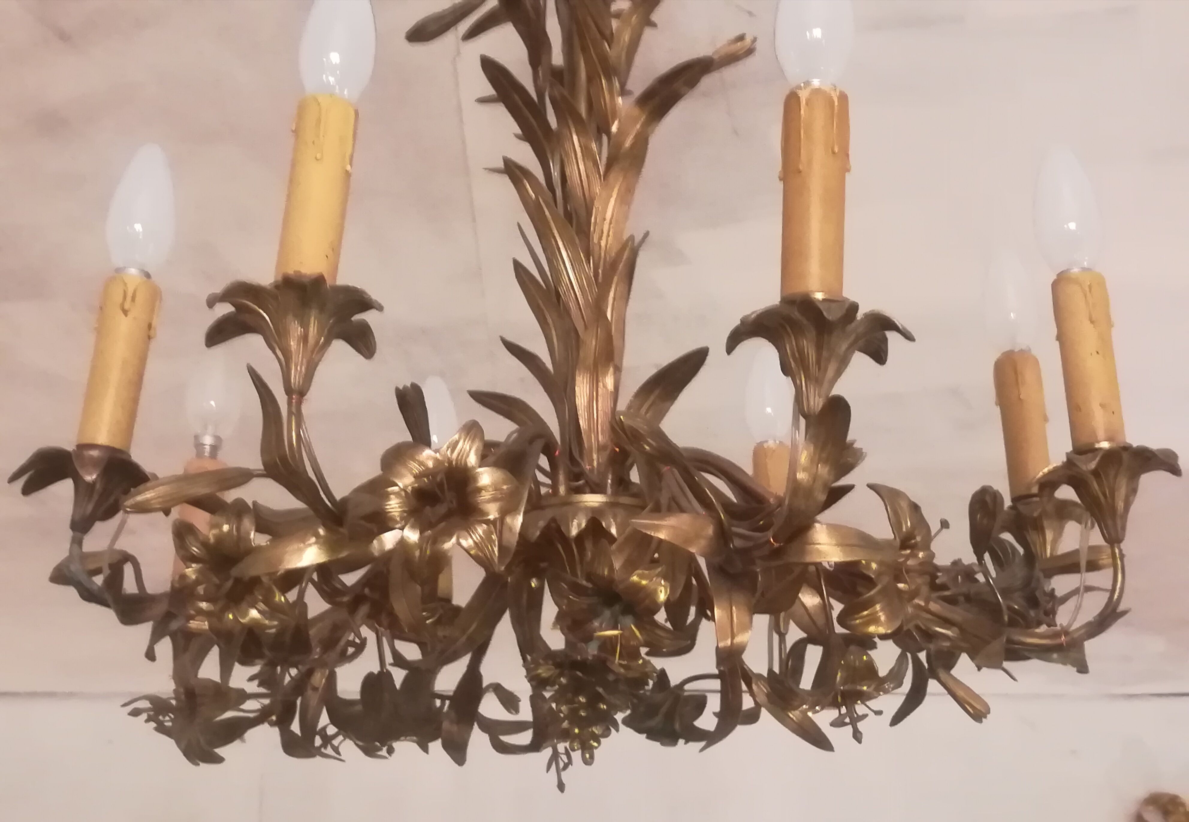 Late 19th century gilt bronze fleur-de-lis chandelier