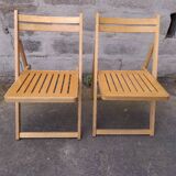 2 folding chairs from the 80s and 90s