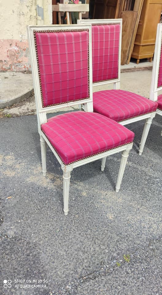 Set of 6 Louis XVI style chairs in matte white lacquer
