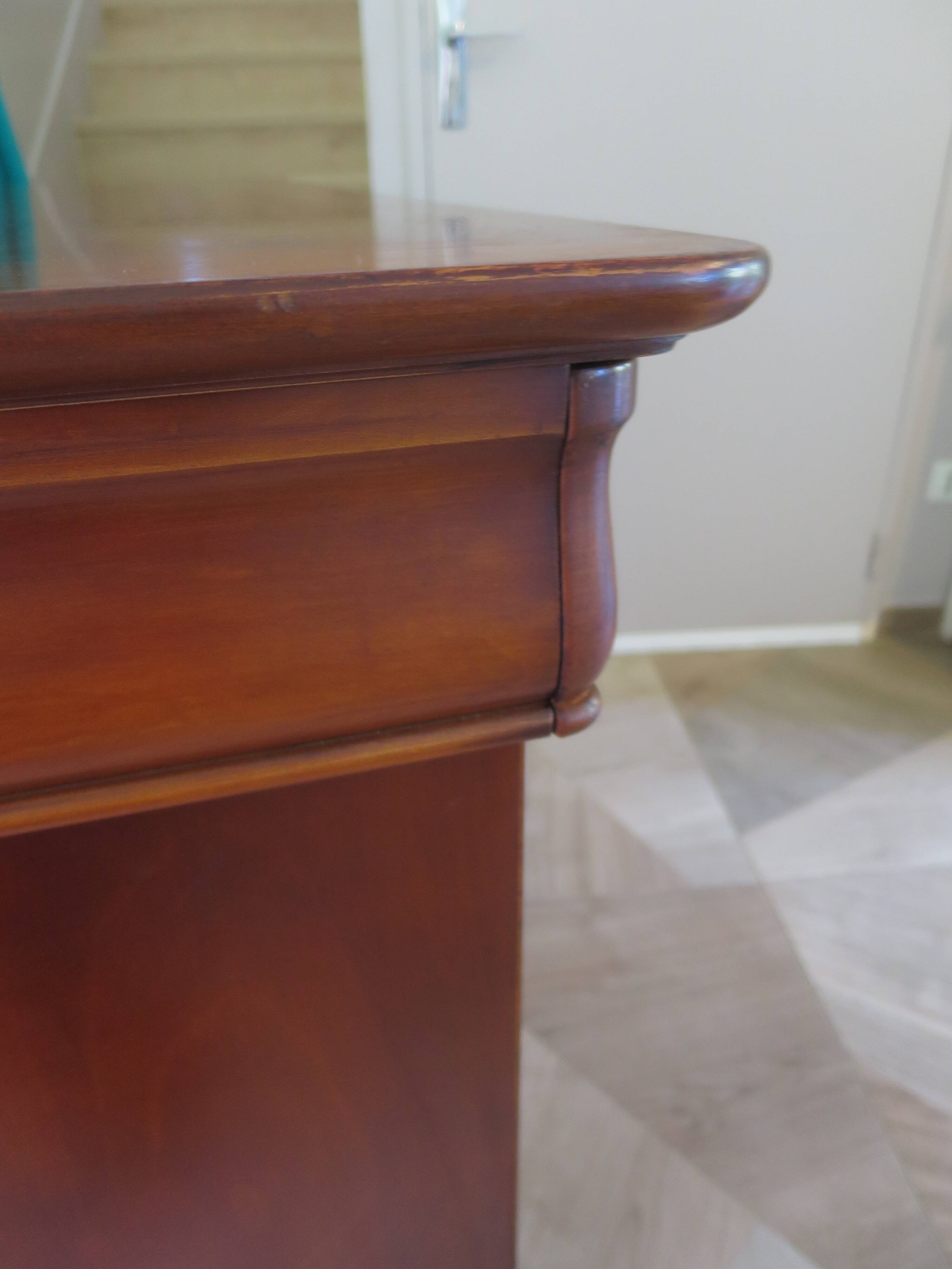 Beautiful Louis Philippe chest of drawers with 4 drawers - 3 locks - in cherry wood - 1980s