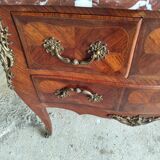 Inlaid chest of drawers