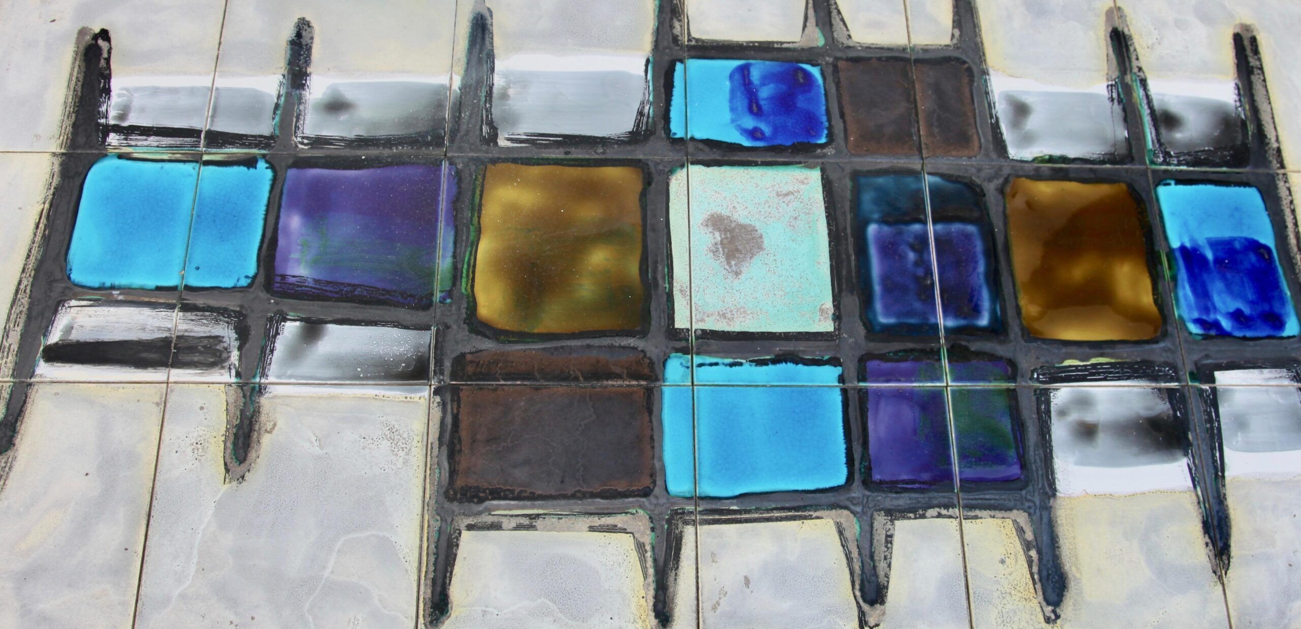 Tiled coffee table Belarti