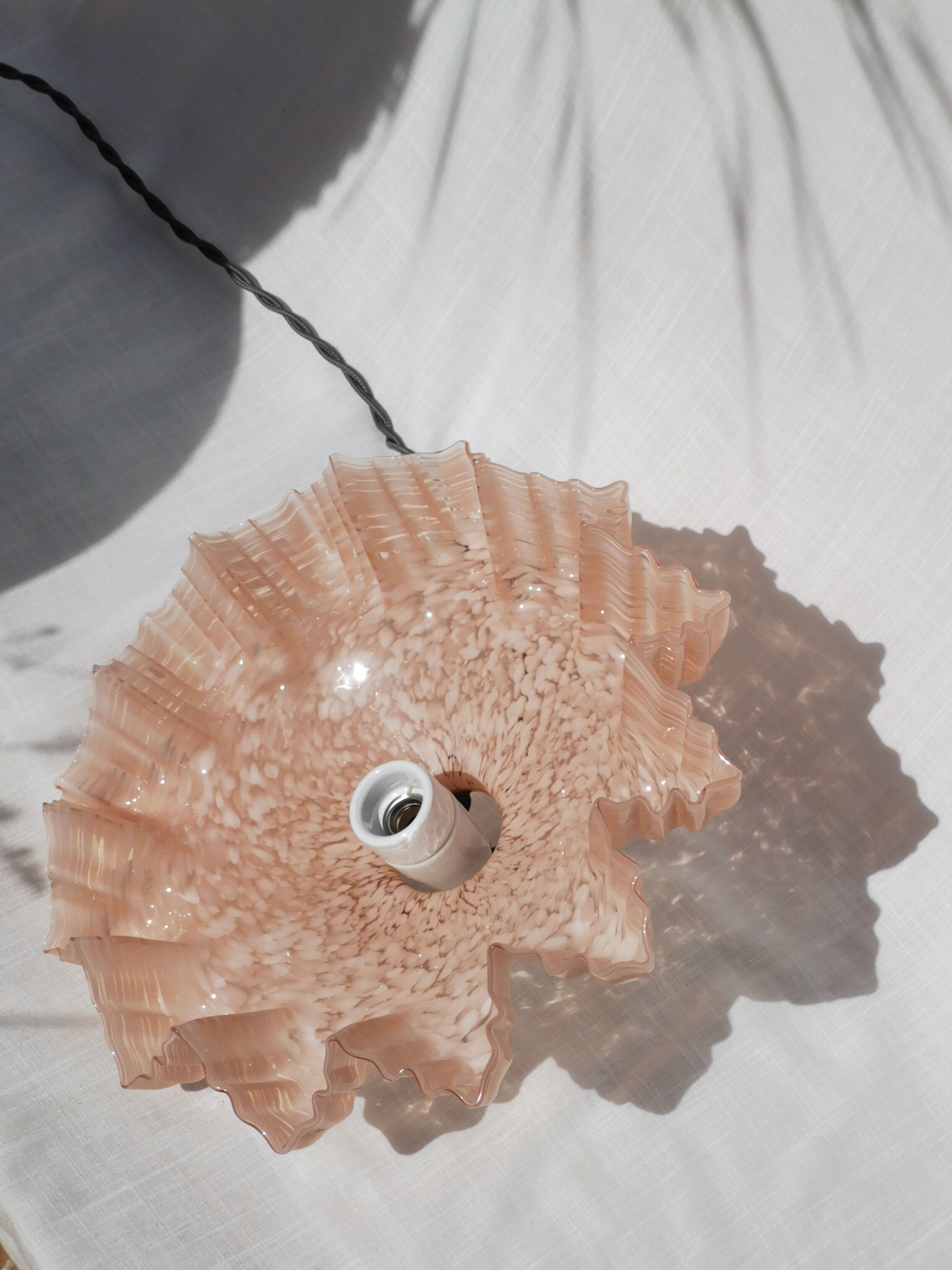 Suspension glass of clichy pink art deco