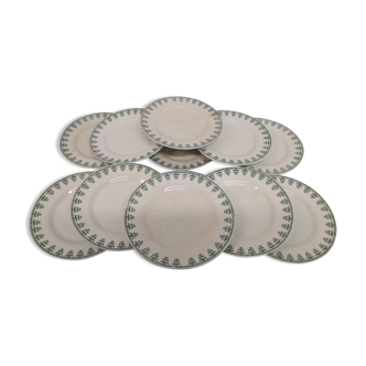12 flat porcelain plates from Gien Melun terre de fer
