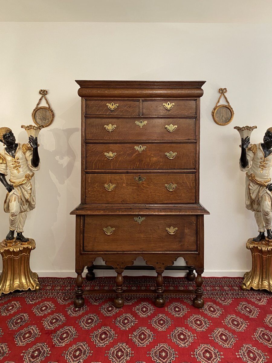 Buffet William & Mary period end of the 17th century