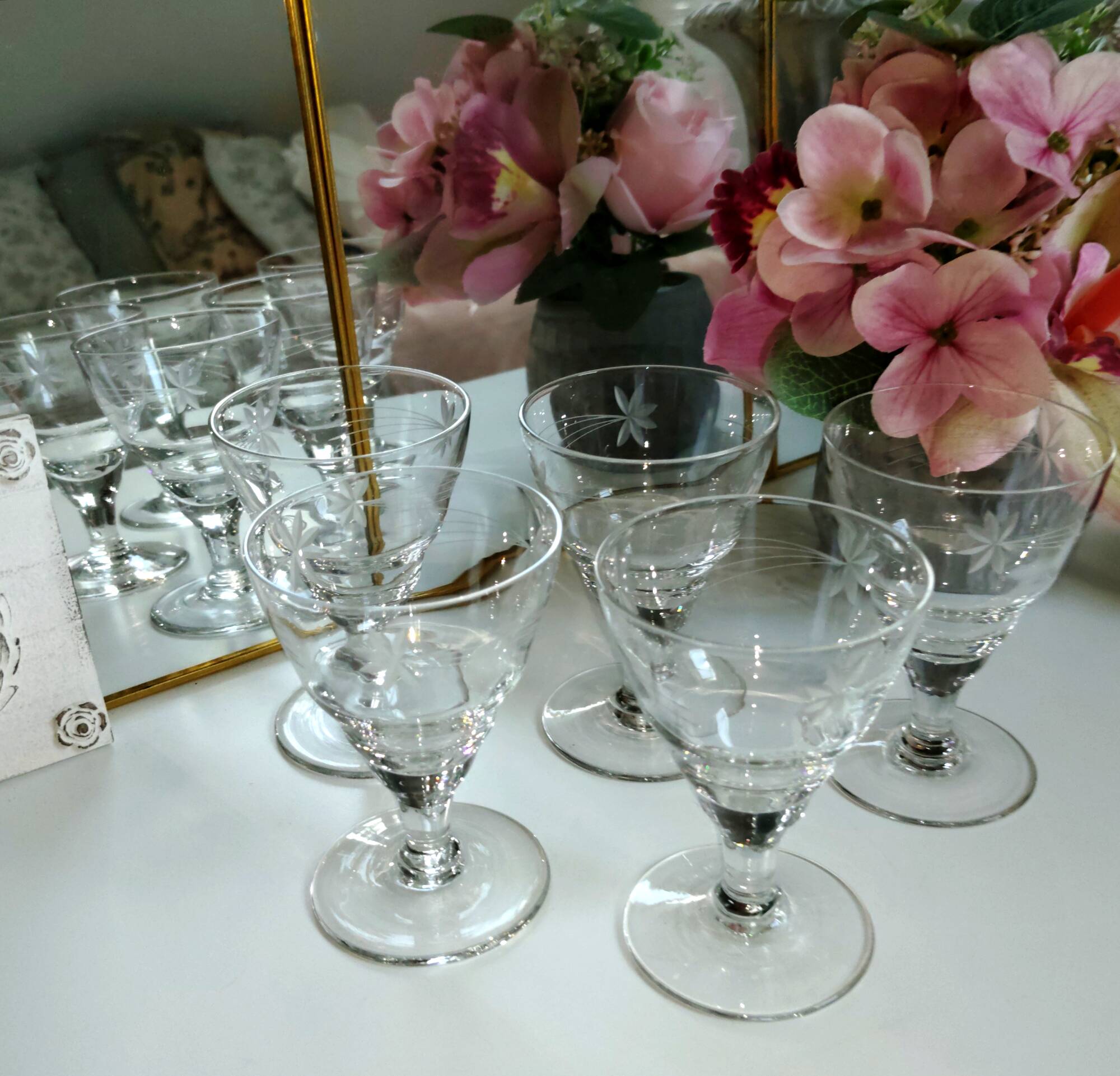 Grab it: Set of 5 Art Deco engraved crystal wine glasses - 1920