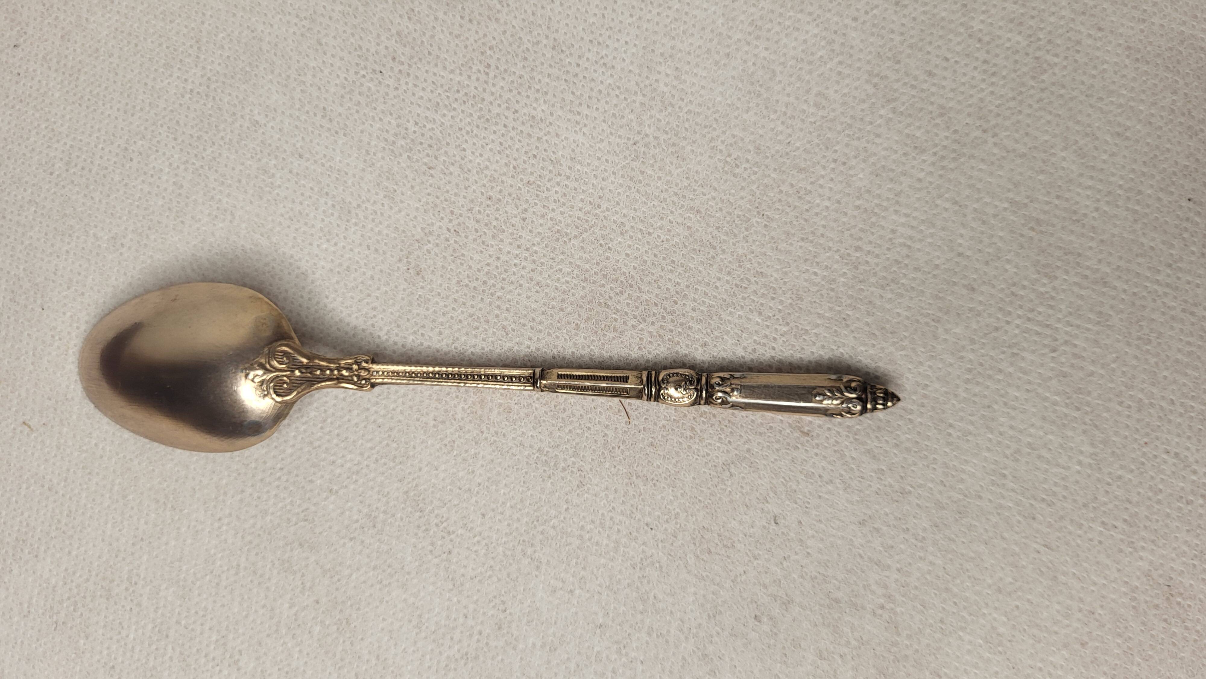 6 Art Nouveau silver-plated metal teaspoons